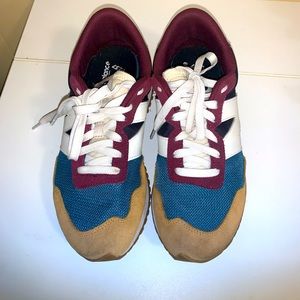 237 Colorblock New Balance Sneakers